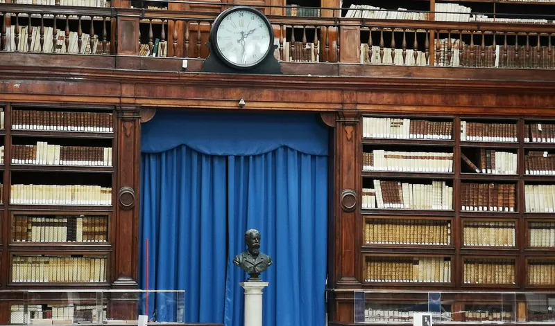 Biblioteca Universitaria di Napoli