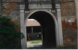Cascina fortificata