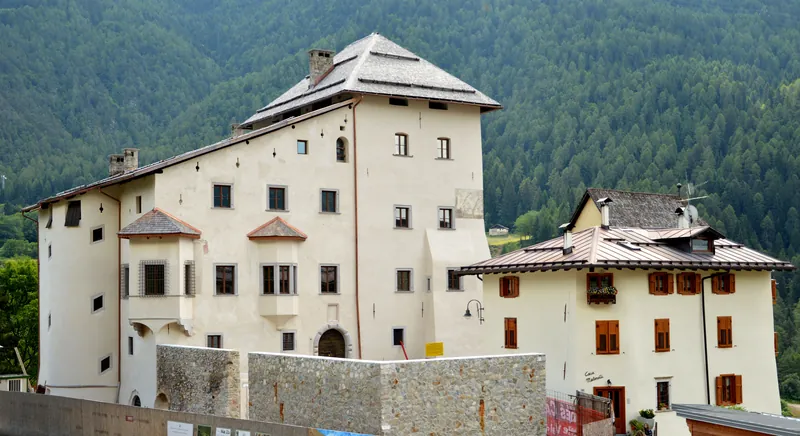 Castel Caldes
