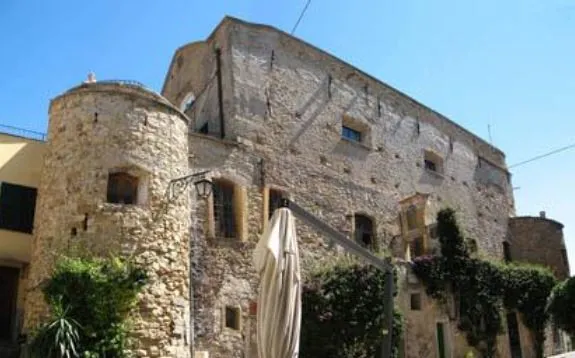 Castello dei Clavesana