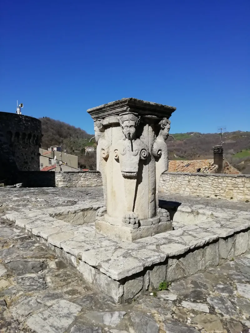 Castello di Civitacampomarano