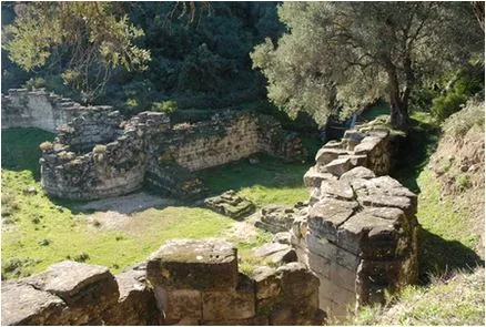 CASTIGLIONE DI PALUDI -PARCO ARCHEOLOGICO