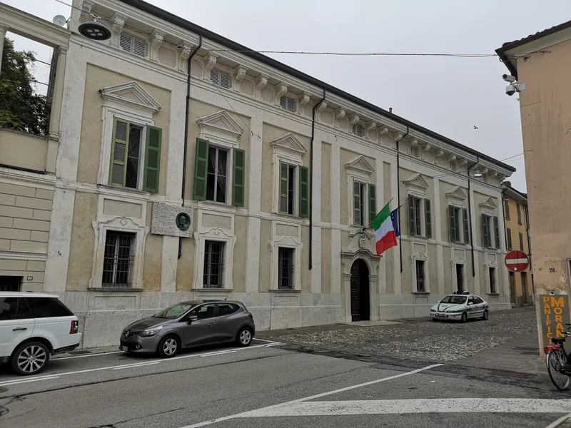 Civica raccolta d'arte di Medole, Palazzo Ceni