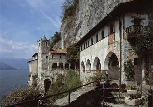 Eremo di Santa Caterina del Sasso Ballaro