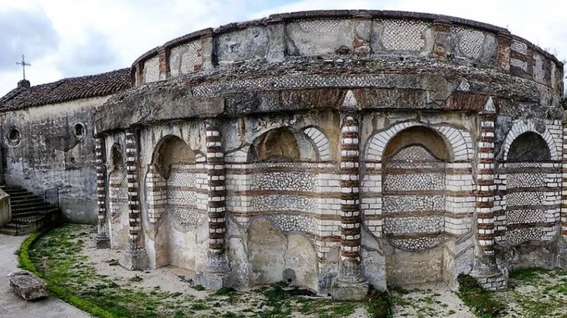 Mausoleo delle carceri vecchie