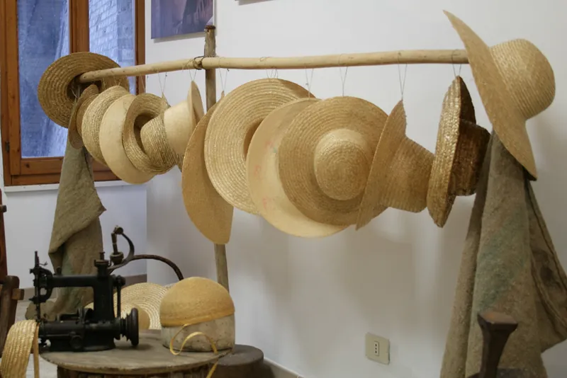 Museo del cappello di Massa Fermana