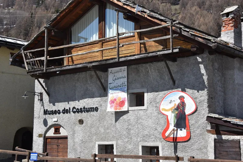 Museo del costume tradizionale delle genti alpine