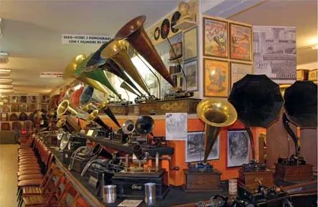 Museo della comunicazione G. Pelagalli - Mille voci...mille suoni