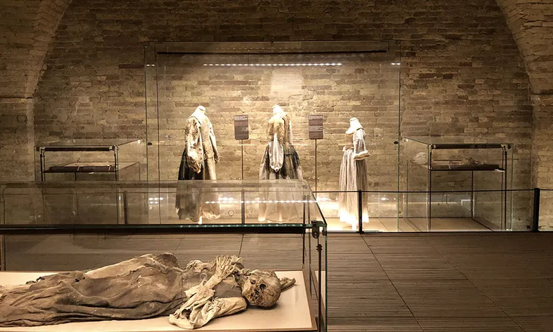 Museo della Cripta - Le mummie di Monsampolo