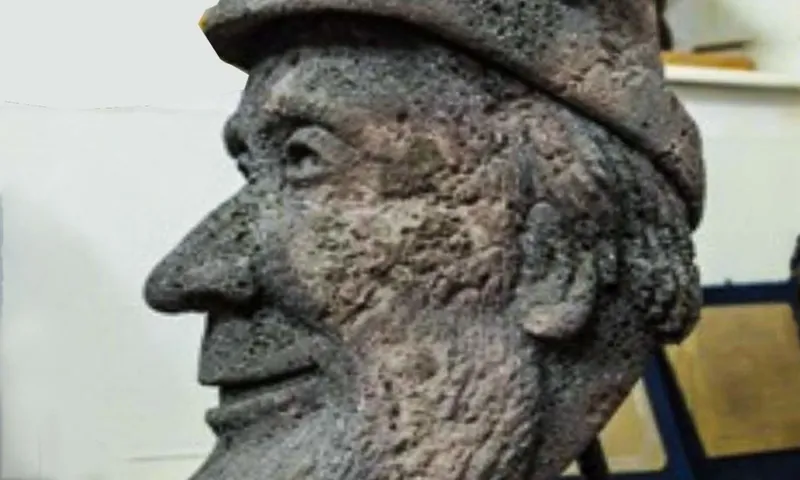 Museo di sculture in pietra lavica "Valenziano Santangelo"