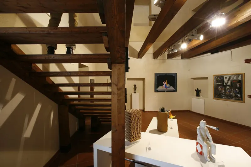 Museo e archivio degli artisti abruzzesi contemporanei - Castello di nocciano