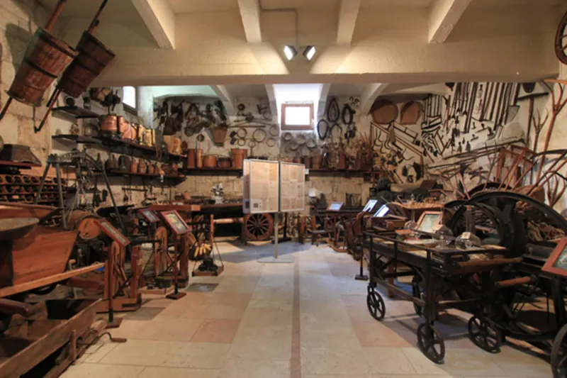 Museo enologico Villa de Varda