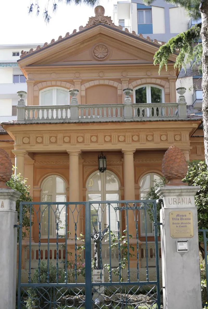 Museo Villa Urania - Antiche maioliche di Castelli