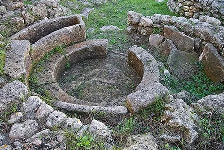 Villaggio nuragico Sa Mandra 'e Sa Giua